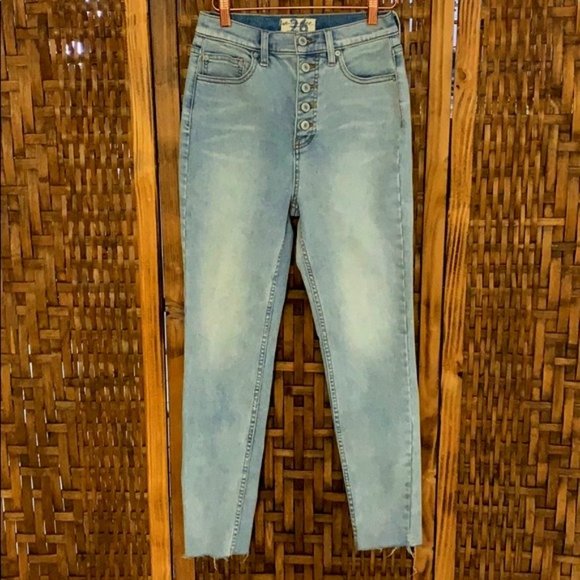 NWOT Free People High Rise Button Up Skinny Jeans - Picture 1 of 14